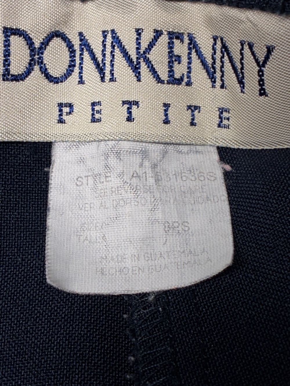 Donkenny Navy Dress Pants Petite 8P Straight Leg Work Career Slacks Classic - Picture 7 of 8